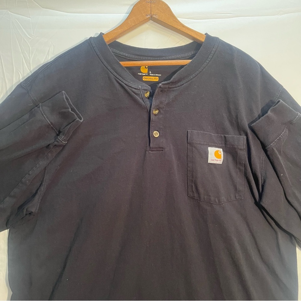 Carhartt Men's Henley Shirt Original Fit Size L Navy Blue Long Sleeve Pocket.